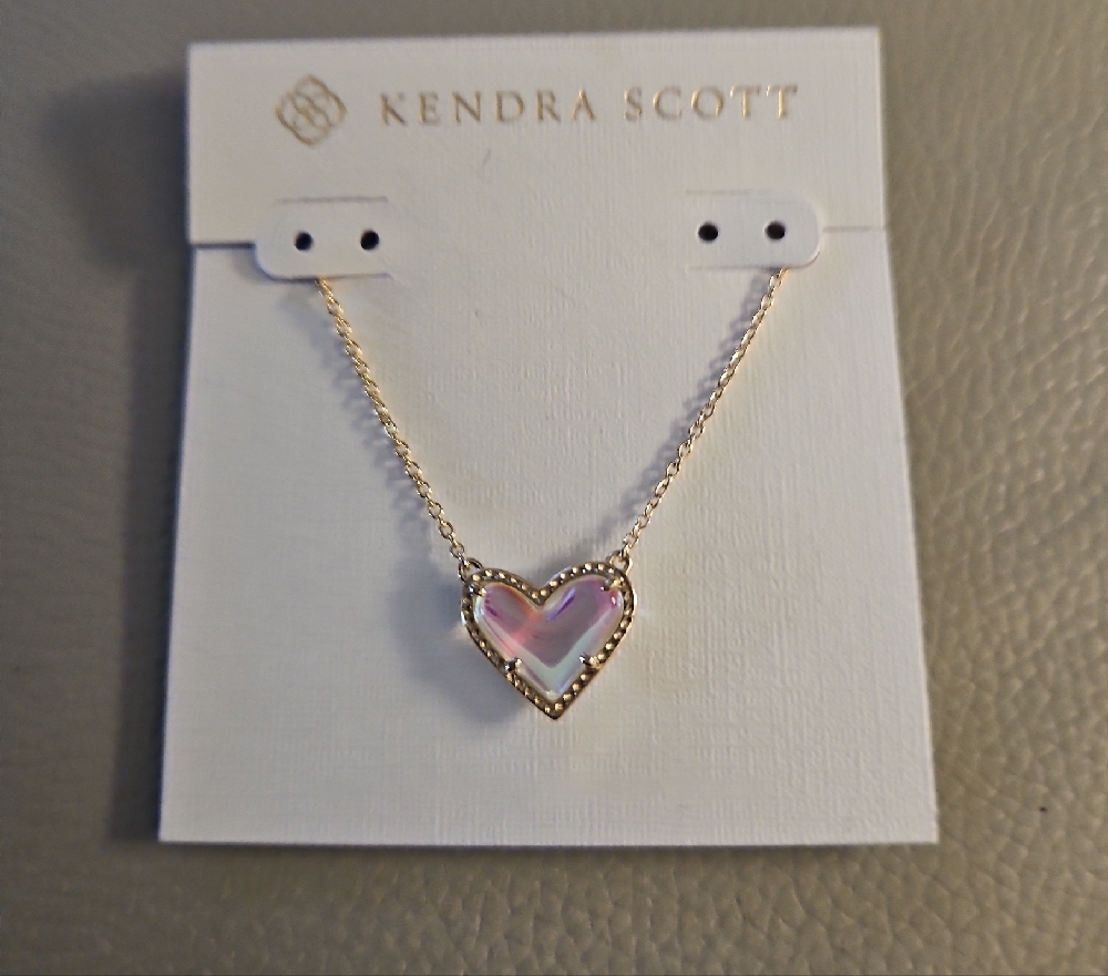 Kendra Scott Gold Heart Pendant Necklace